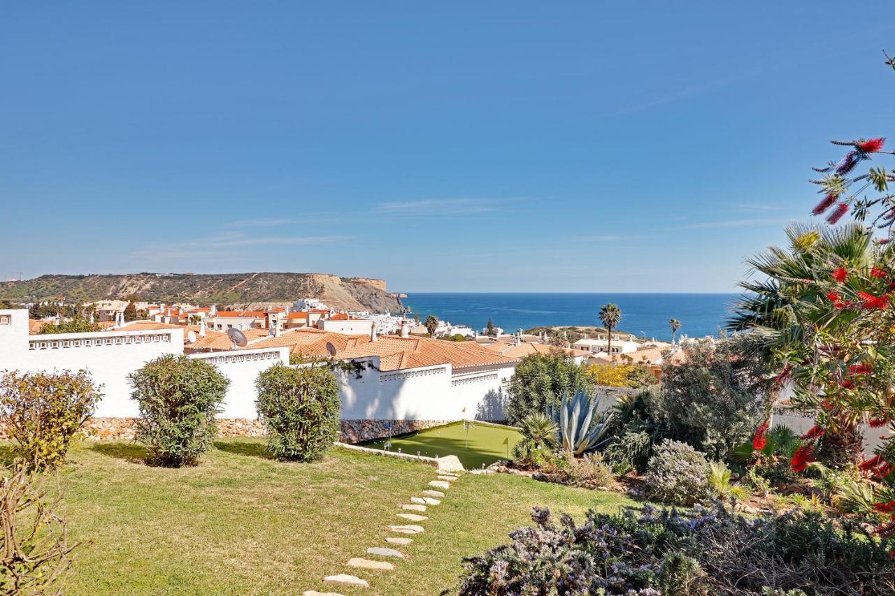 Casa Das Flores By Portucasa Montinhos da Luz Exterior photo